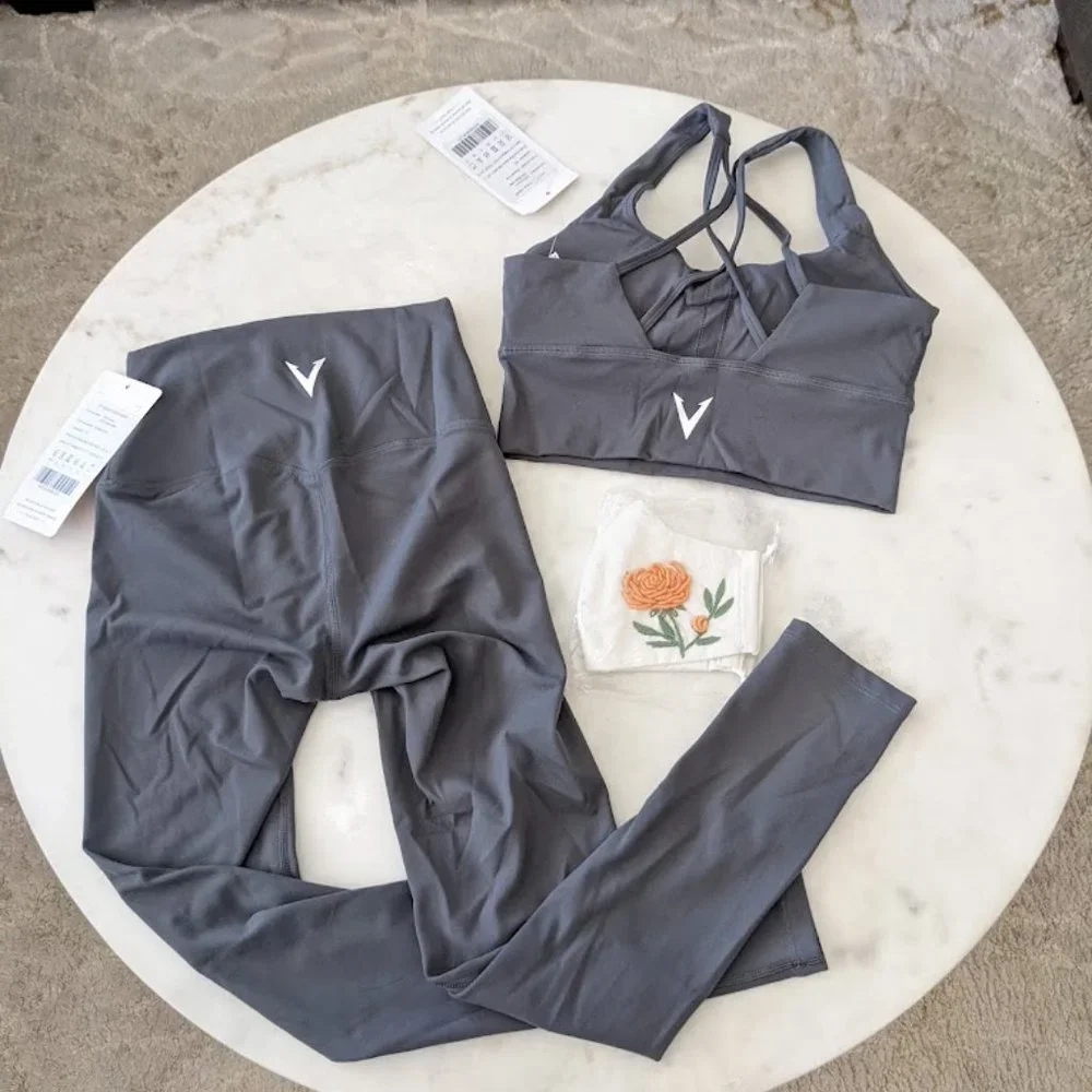 Yoga Basic Training Light Medium Performance Bra and Legging Set - Picture 6 of 11